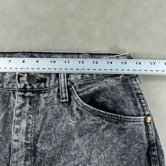 Vintage Wrangler Jeans Mens 34x34 Gray Acid Wash Straight Leg 13MWZ (Fits 31x33) - Picture 8 of 14